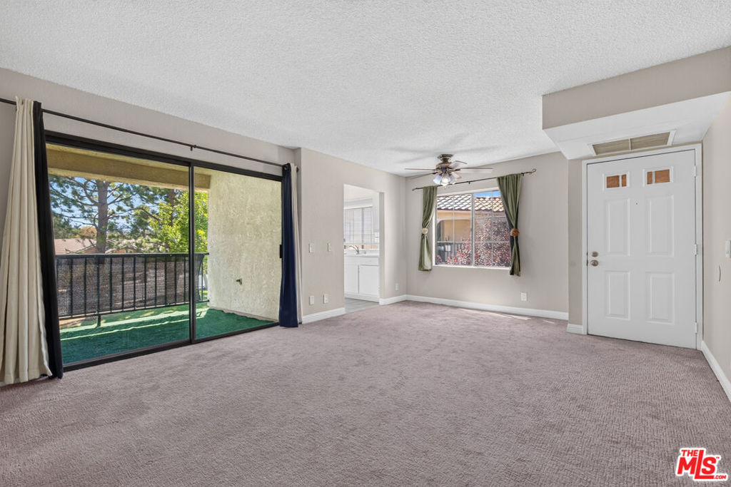 2554 Olive Drive - Photo 6