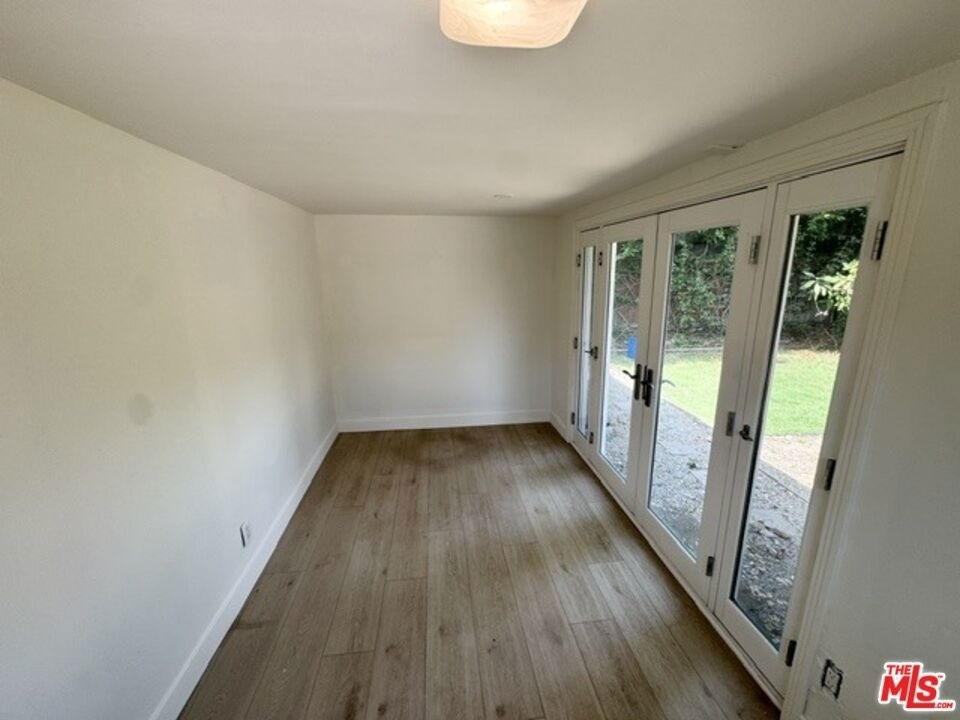 3957 Tivoli Avenue - Photo 31