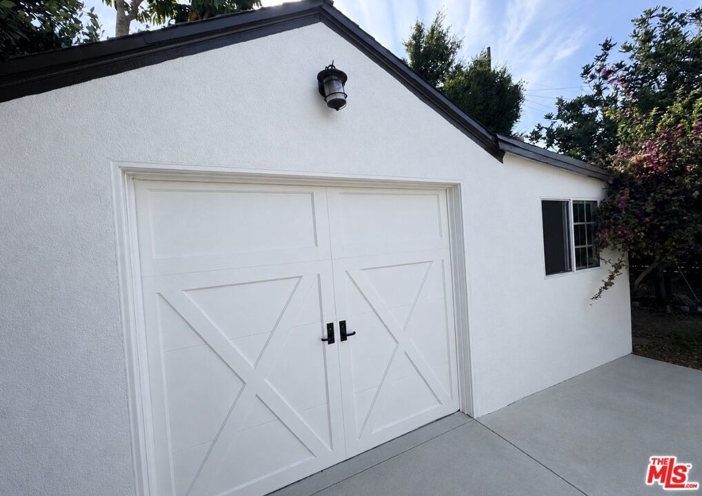 3957 Tivoli Avenue - Photo 20