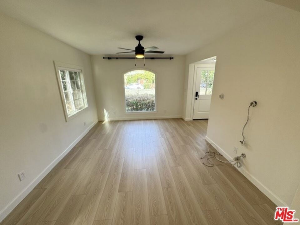3957 Tivoli Avenue - Photo 25
