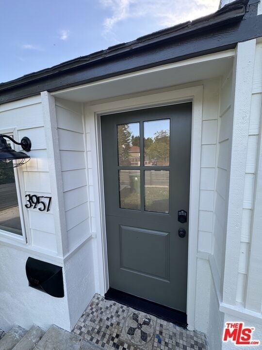 3957 Tivoli Avenue - Photo 3