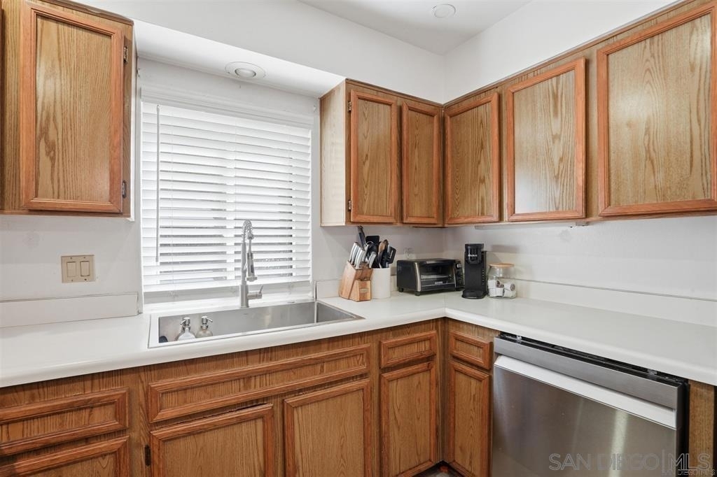1512 Concord Way A - Photo 15