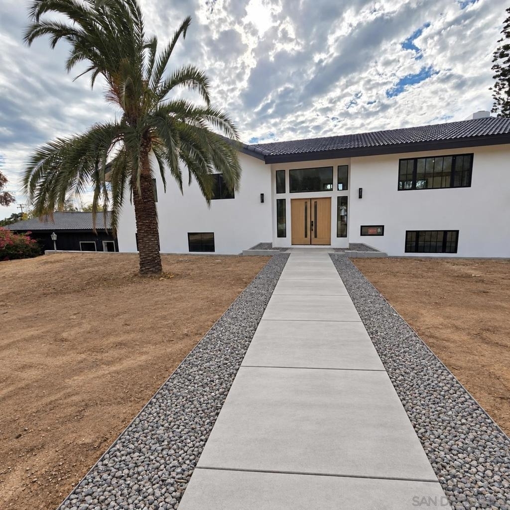 2530 Foothill Dr - Photo 1