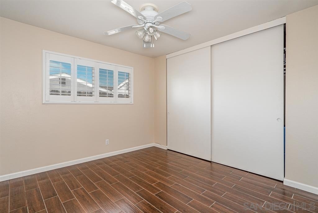 1585 Ionian St - Photo 15