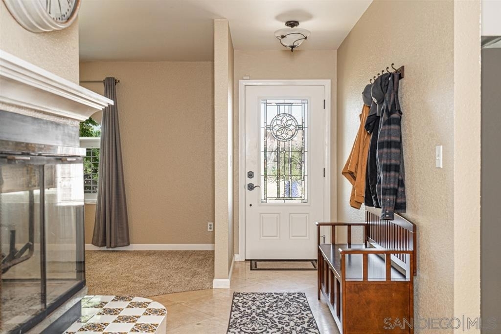 1585 Ionian St - Photo 13