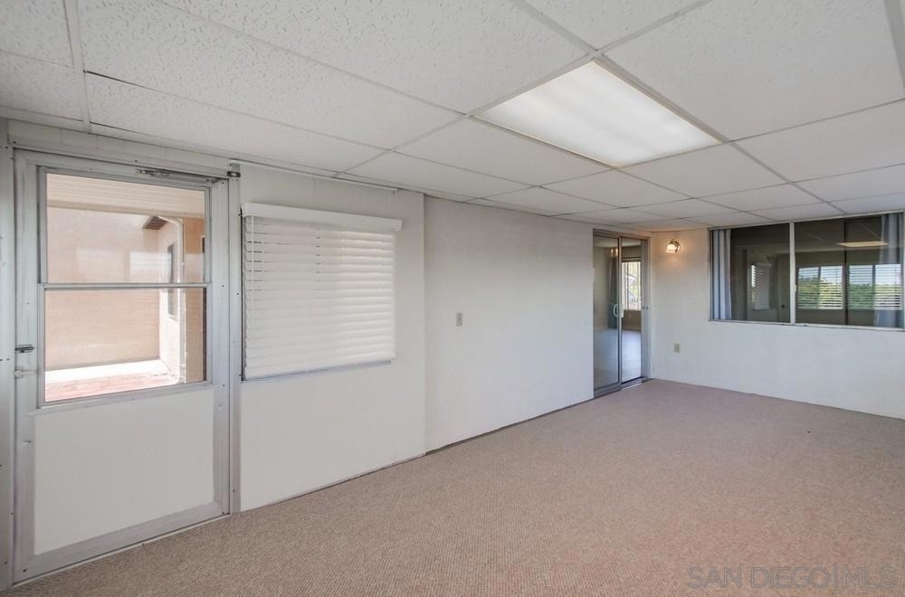 4755 Live Oak Ct - Photo 11