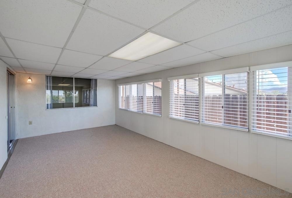 4755 Live Oak Ct - Photo 12