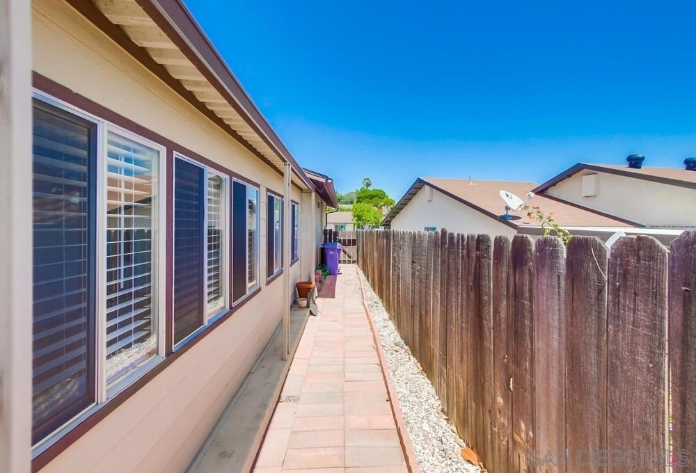 4755 Live Oak Ct - Photo 33