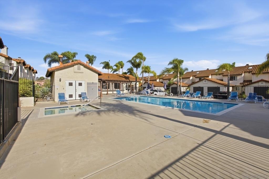 5704 Camino Del Cielo - Photo 23