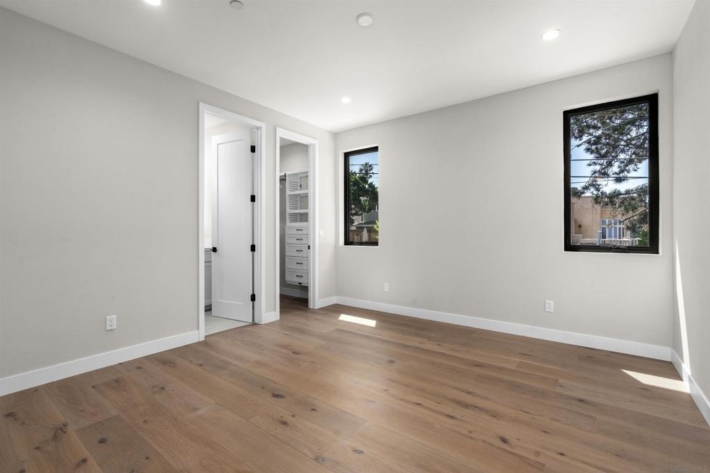 4647 Coronado Avenue - Photo 36
