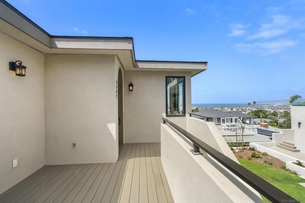4647 Coronado Avenue - Photo 53