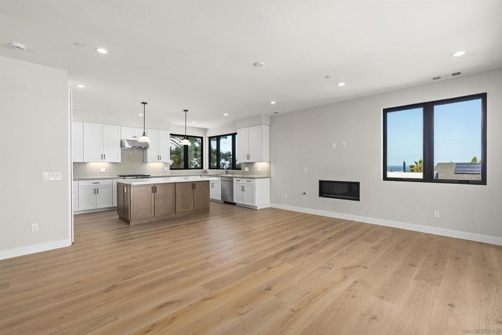 4647 Coronado Avenue - Photo 26