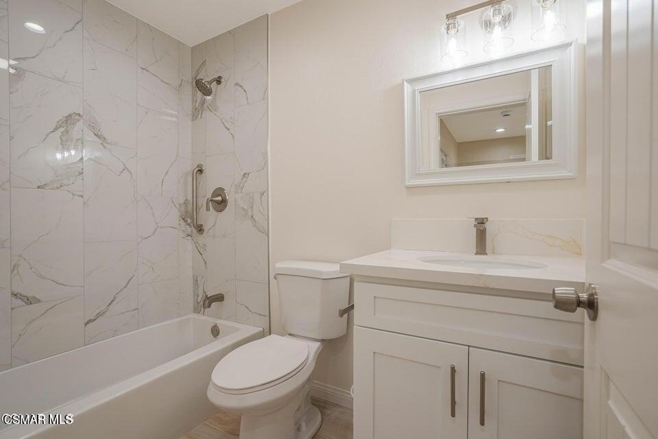 1227 Alexander Street - Photo 4