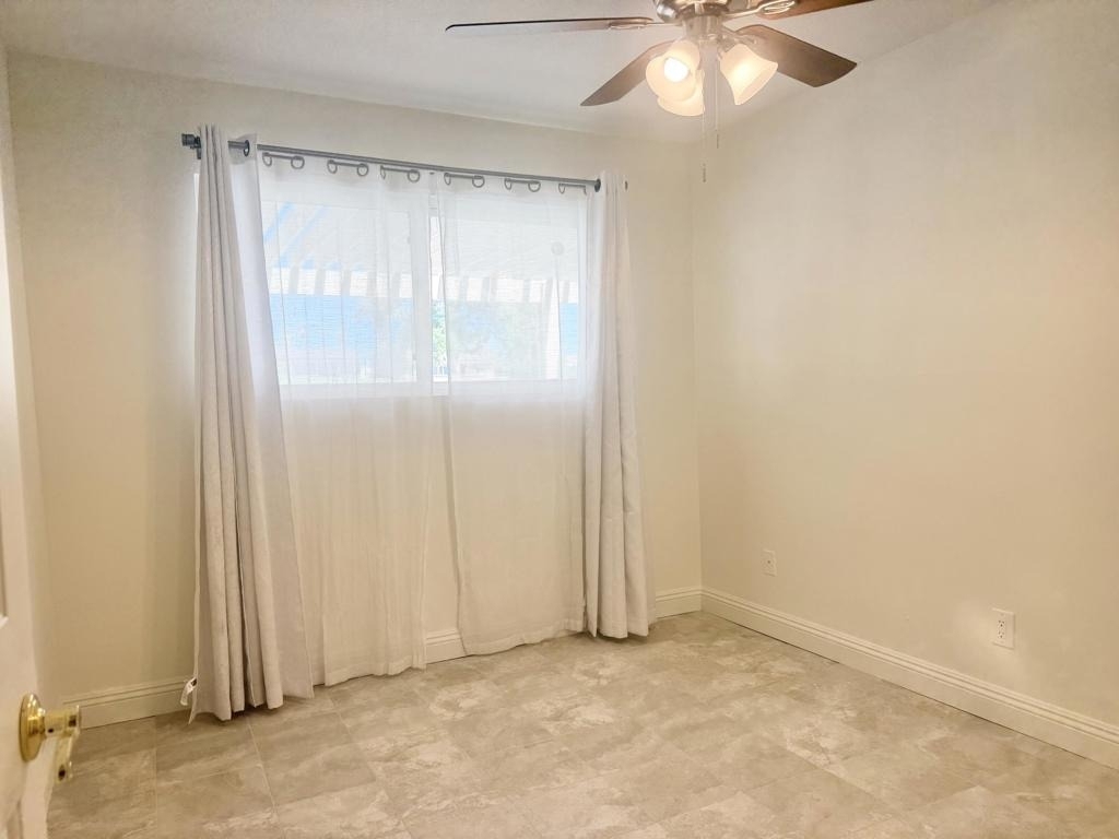 43586 Virginia Avenue - Photo 10