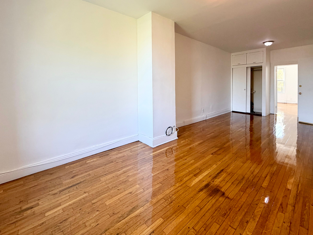 1359 Prospect Place - Photo 10