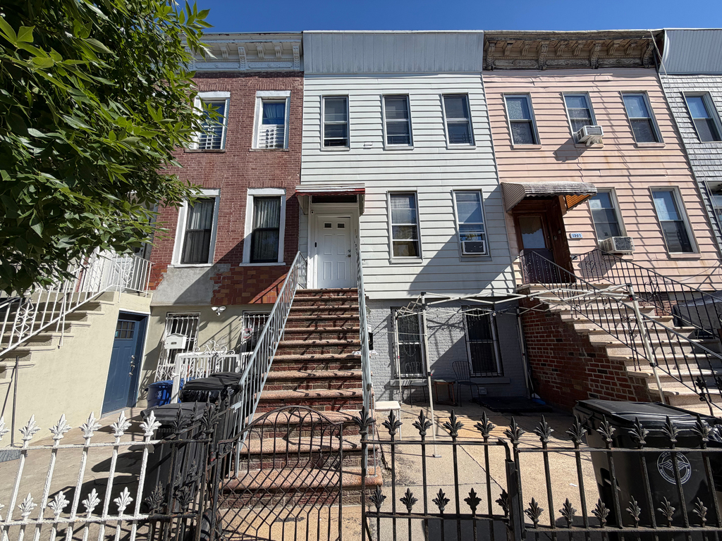 1359 Prospect Place - Photo 13