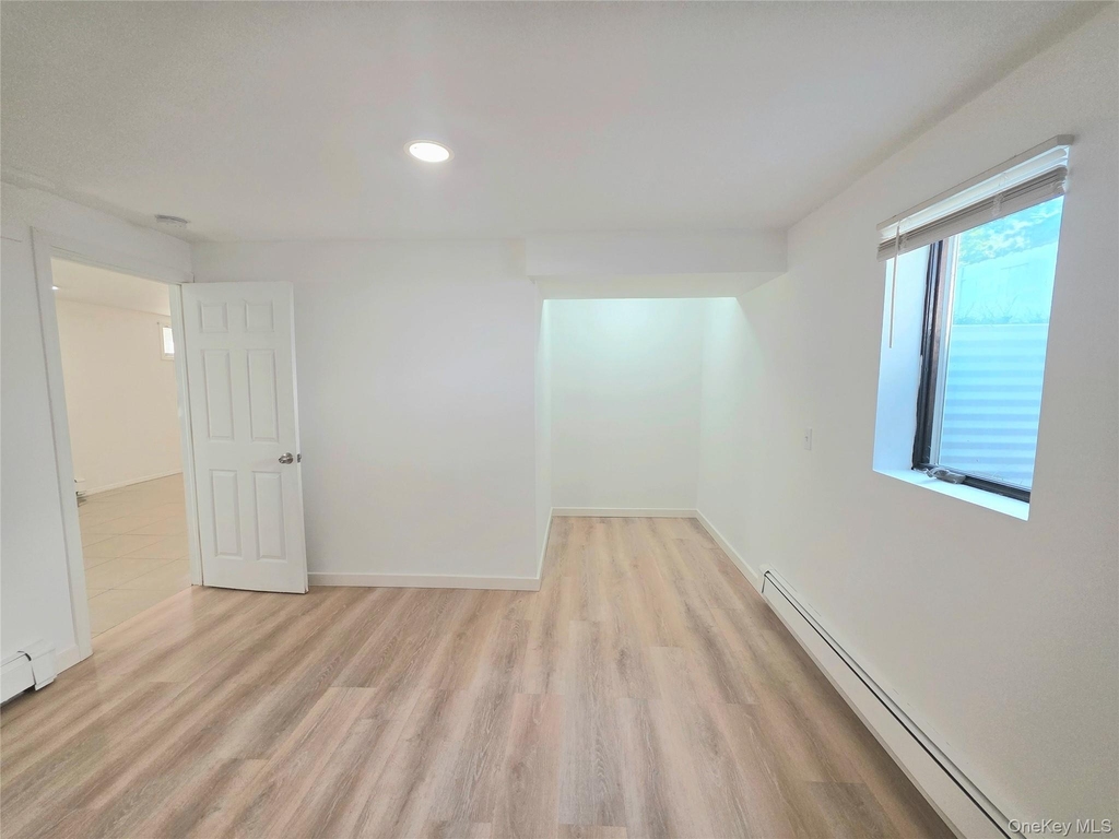 42 Carlton Avenue - Photo 5