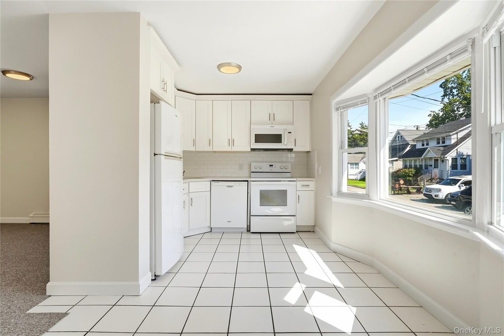 27 Willoughby Place - Photo 3