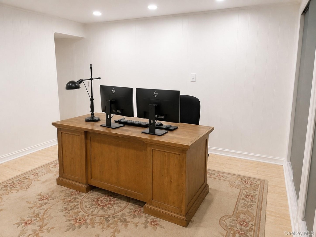 40 Maplewood Drive - Photo 17
