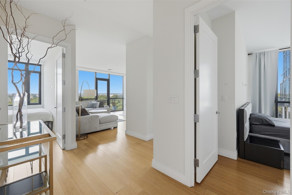 701 Ridge Hill Boulevard - Photo 1