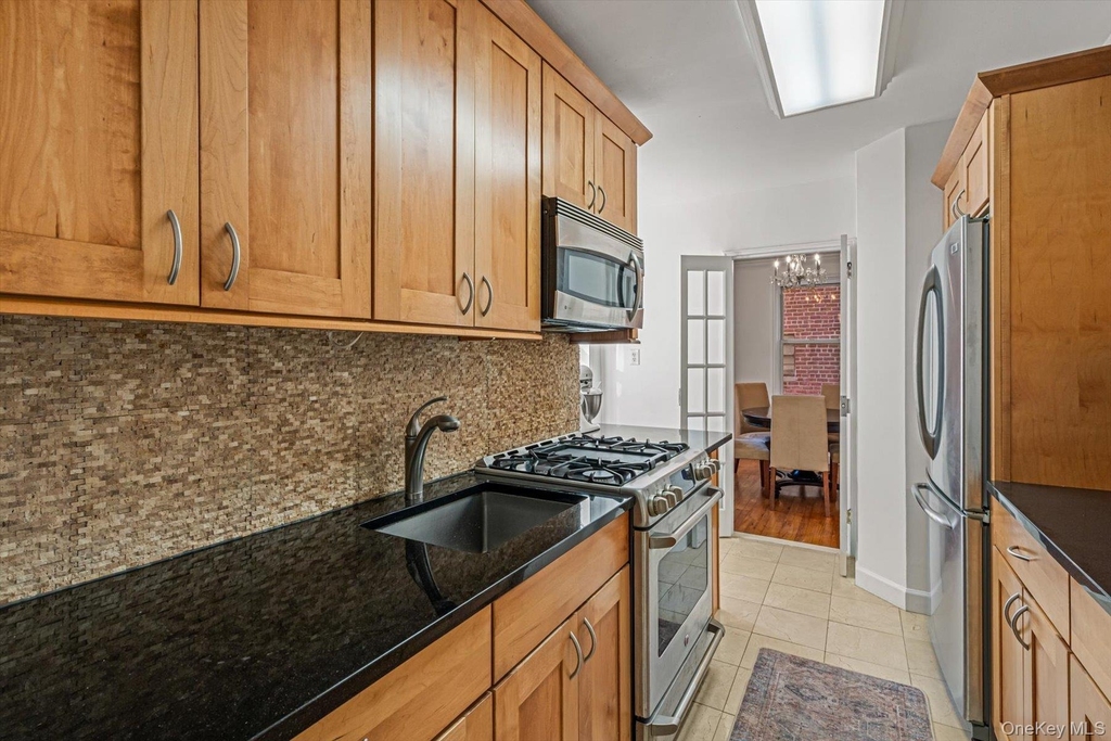 72-10 112th Street - Photo 9