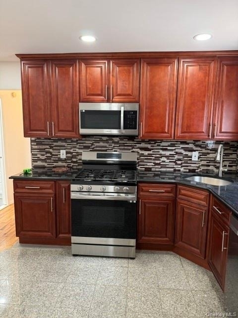 137-29 81st Street - Photo 6
