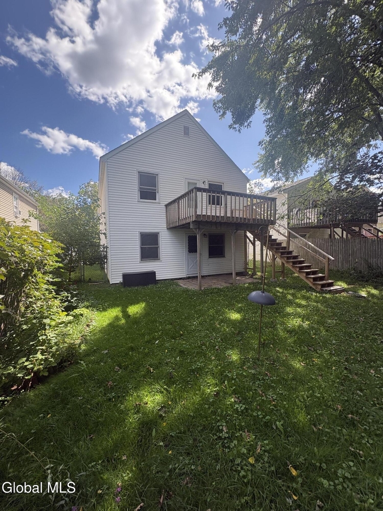 30 Boenau Street - Photo 2
