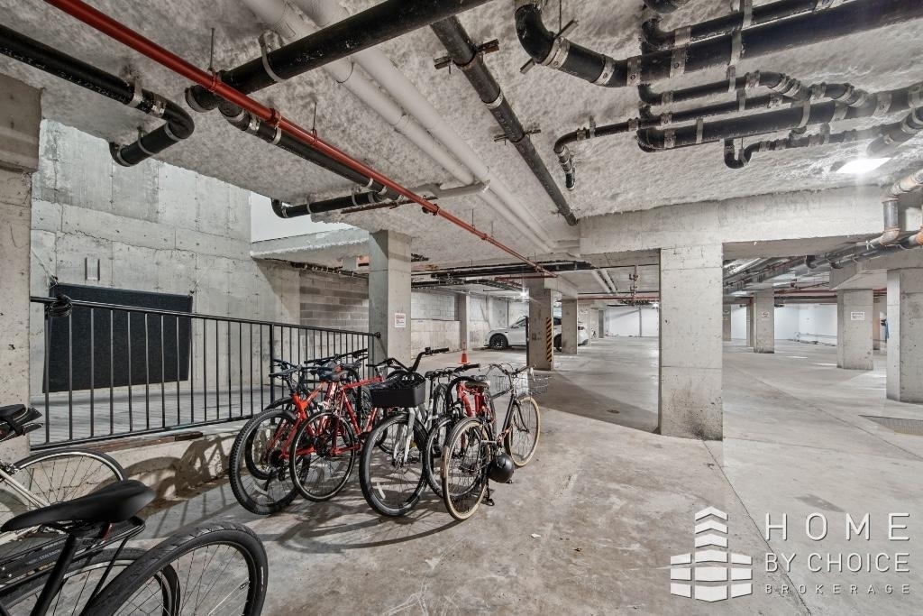 88 Linden Boulevard - Photo 8
