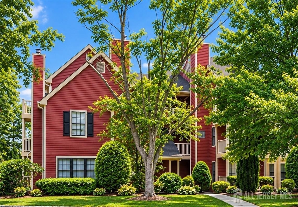 342 Crosspointe Drive - Photo 0