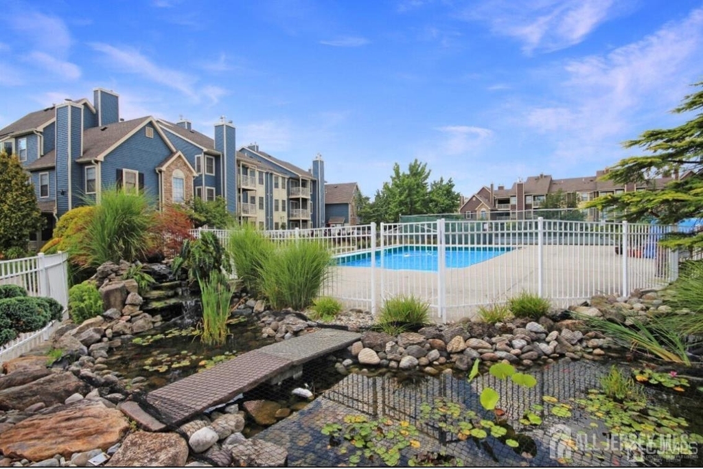 342 Crosspointe Drive - Photo 16