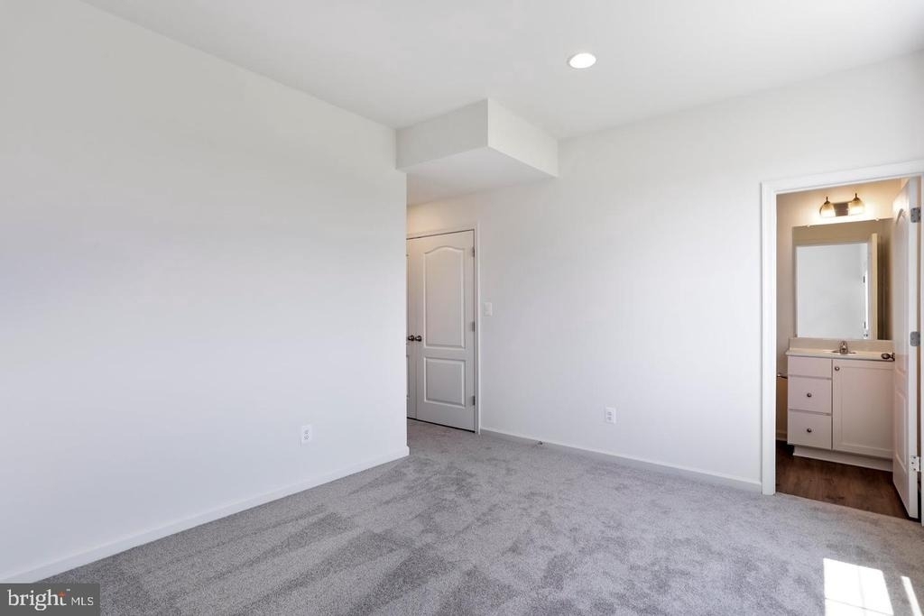 124 Tuxford Rd - Photo 7