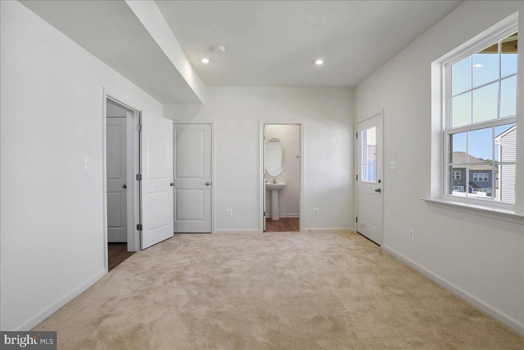 64 Stafford Place - Photo 35