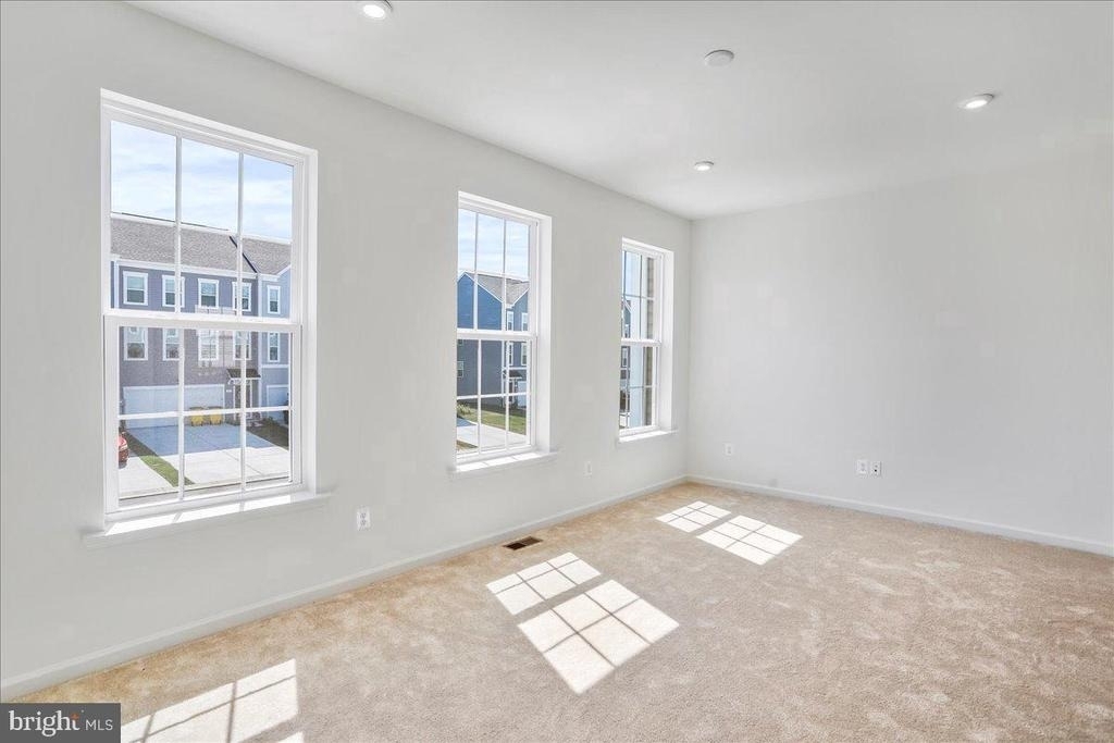 64 Stafford Place - Photo 22