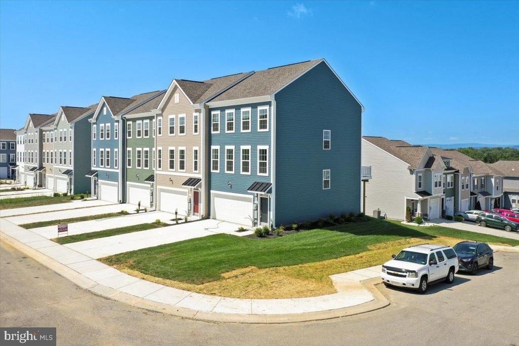 64 Stafford Place - Photo 1