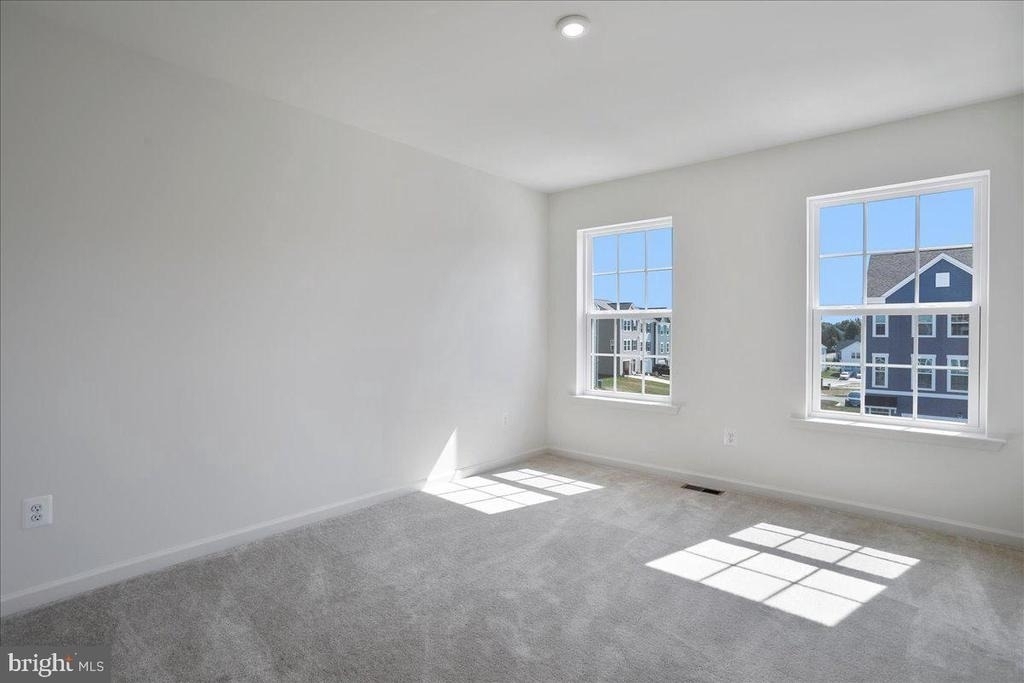 64 Stafford Place - Photo 8