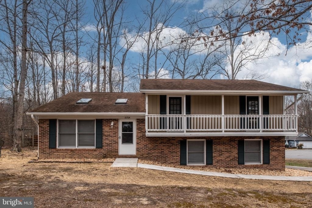 10704 Whiperwhill Court N - Photo 42