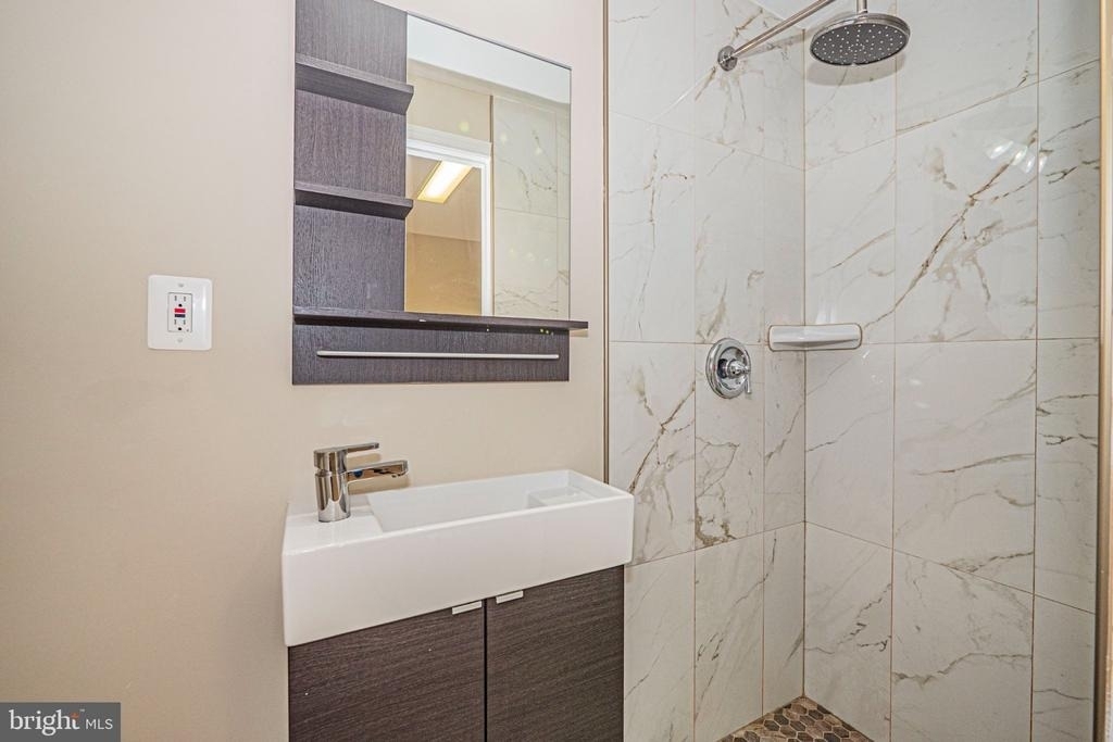 22619 Upperville Heights Square - Photo 32