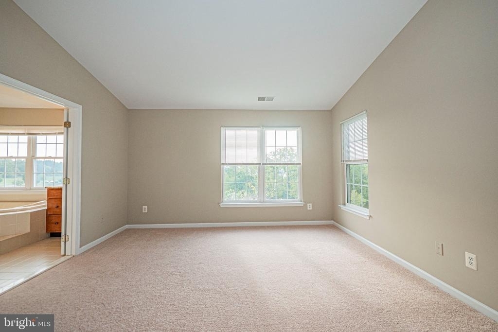 22619 Upperville Heights Square - Photo 16