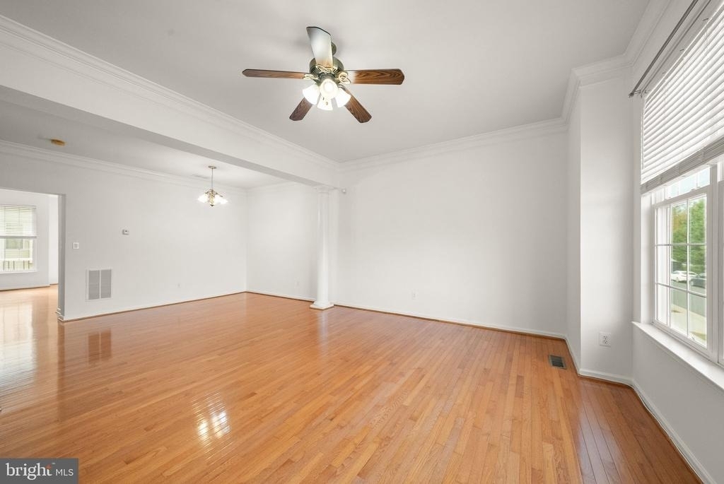 25308 Whippoorwill Terrace - Photo 17