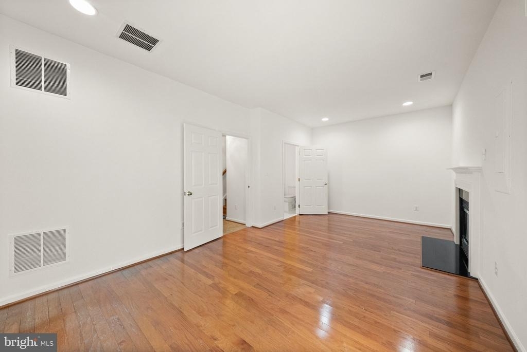 25308 Whippoorwill Terrace - Photo 33