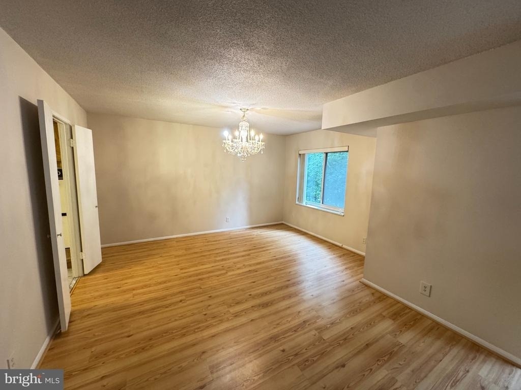 8370 Greensboro Drive - Photo 4