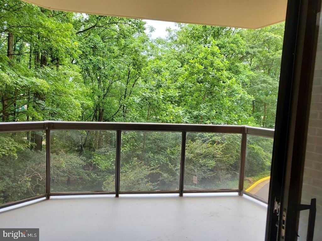 8370 Greensboro Drive - Photo 8