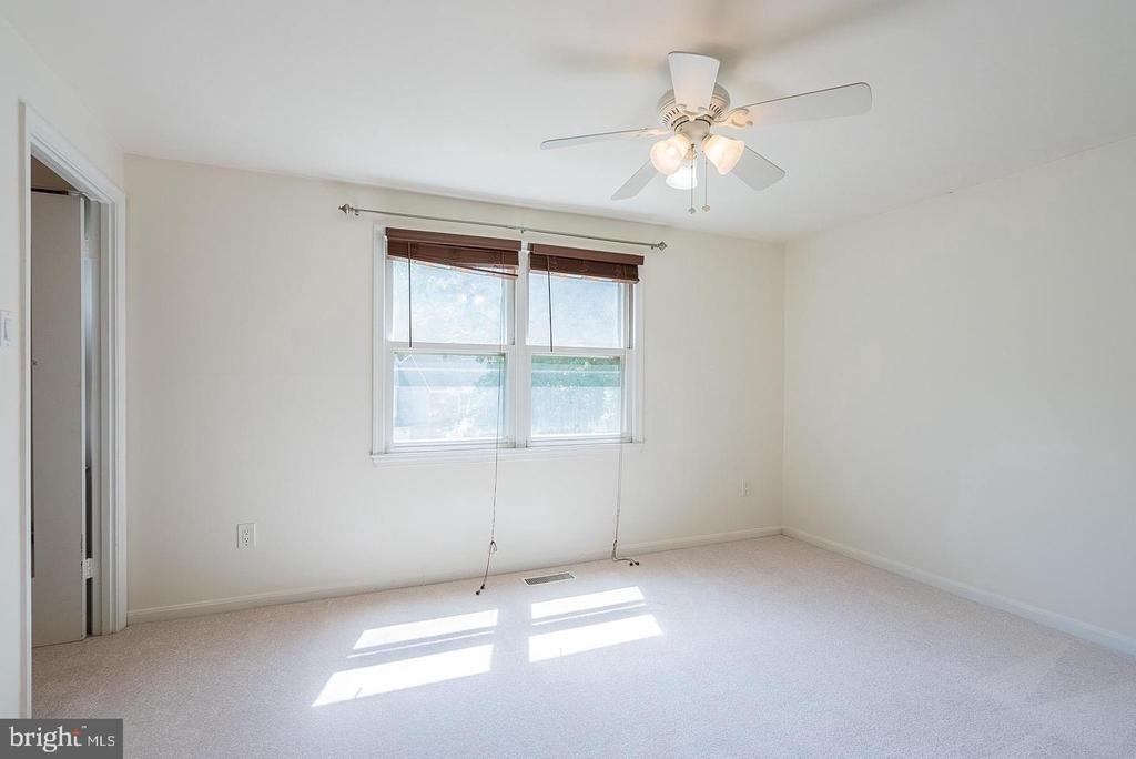 3048 Silent Valley Drive - Photo 22