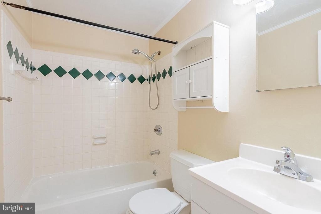 3048 Silent Valley Drive - Photo 25