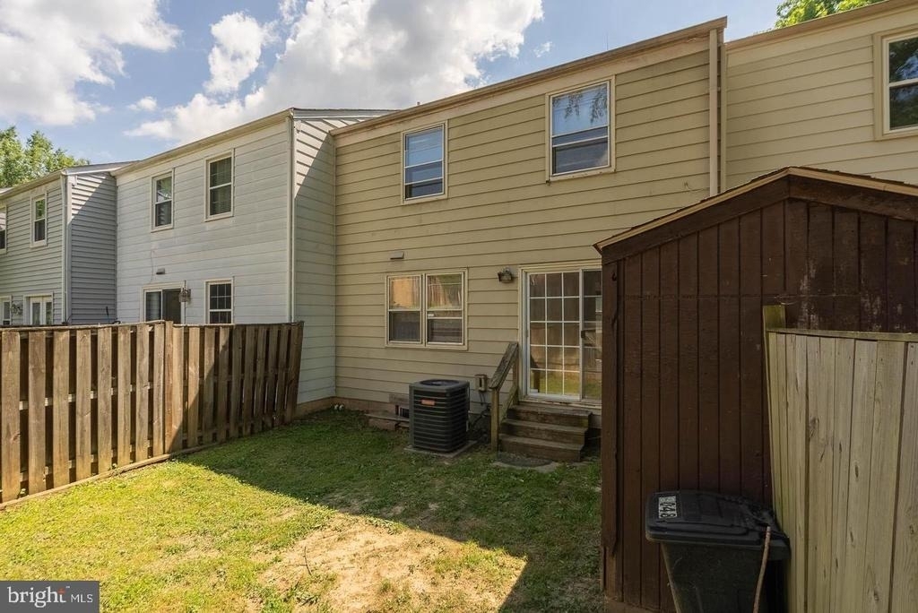 3048 Silent Valley Drive - Photo 31