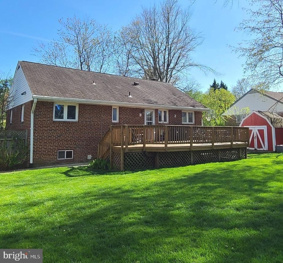 7126 Sanford Court - Photo 2