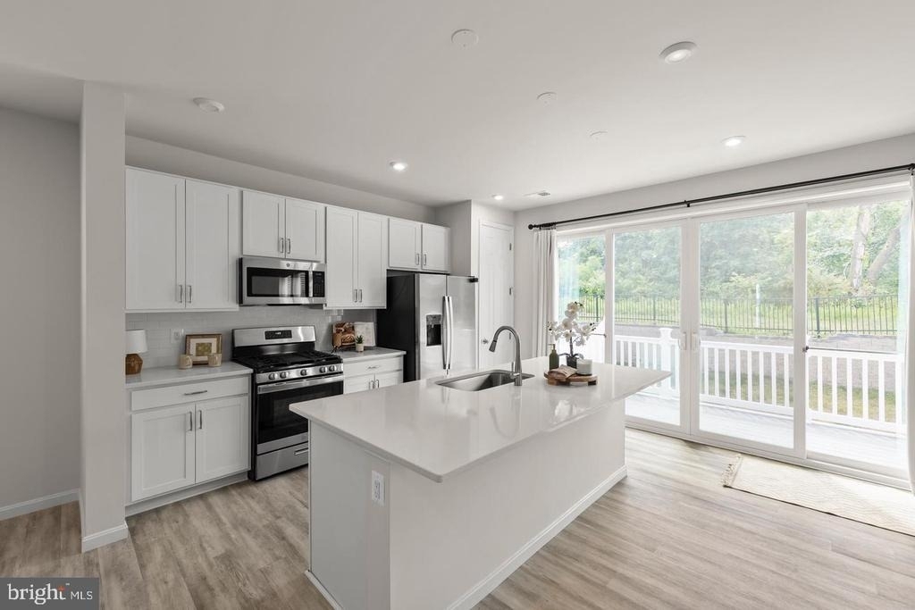 139 Poe Drive - Photo 6