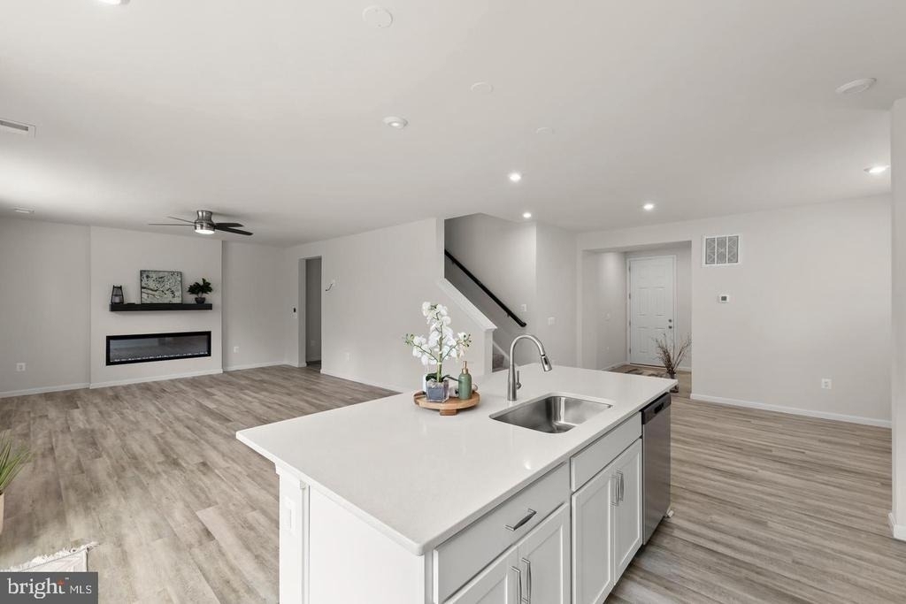139 Poe Drive - Photo 9