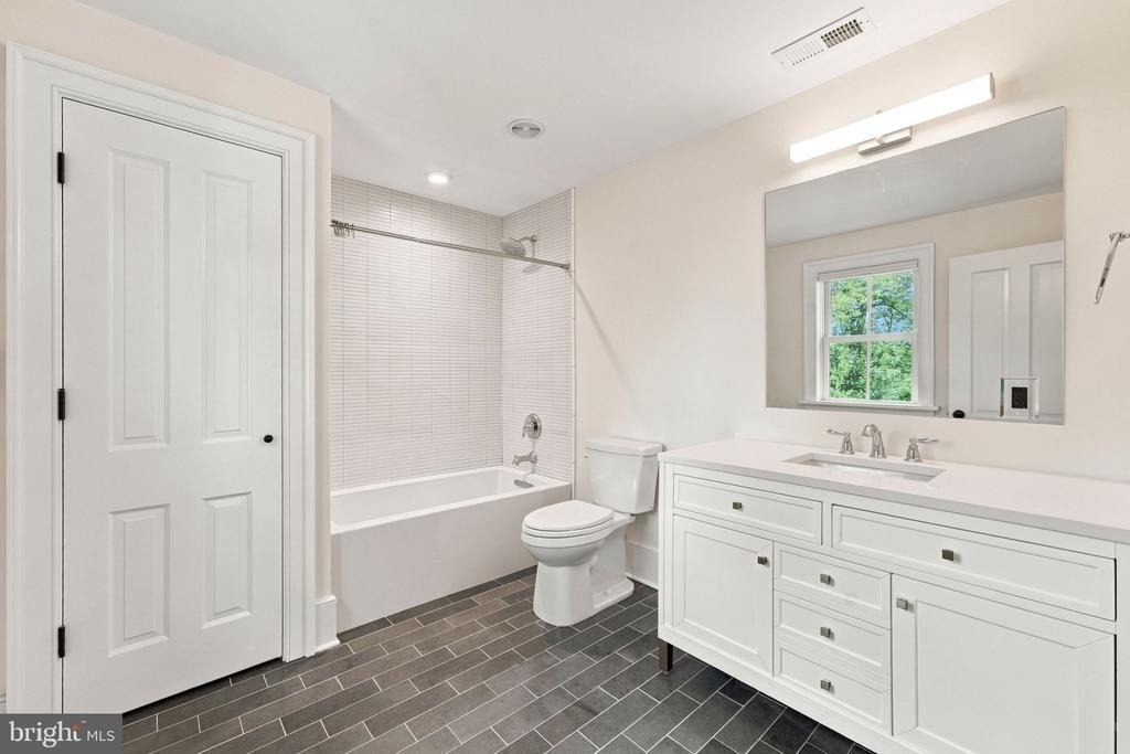 5519 Hopewell Road - Photo 66