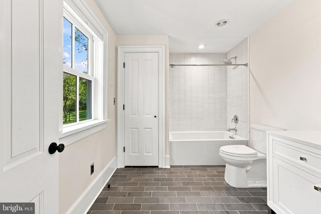 5519 Hopewell Road - Photo 65